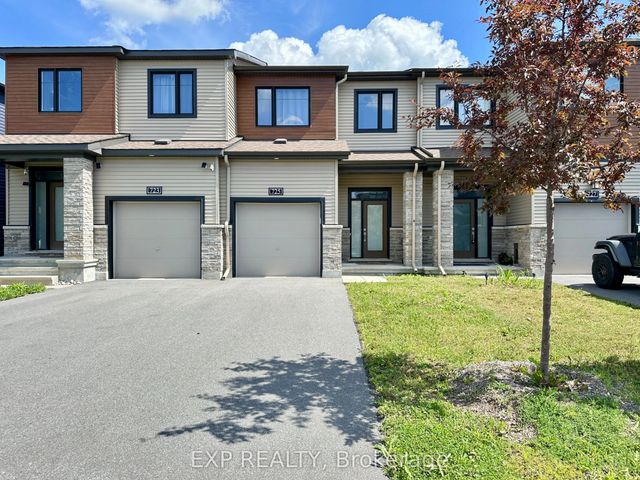 725 Cashmere Terrace, Barrhaven