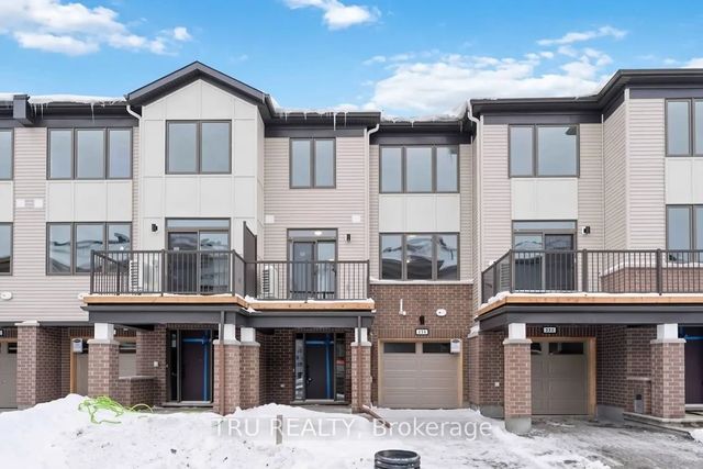 239 Anyolite Private, Barrhaven