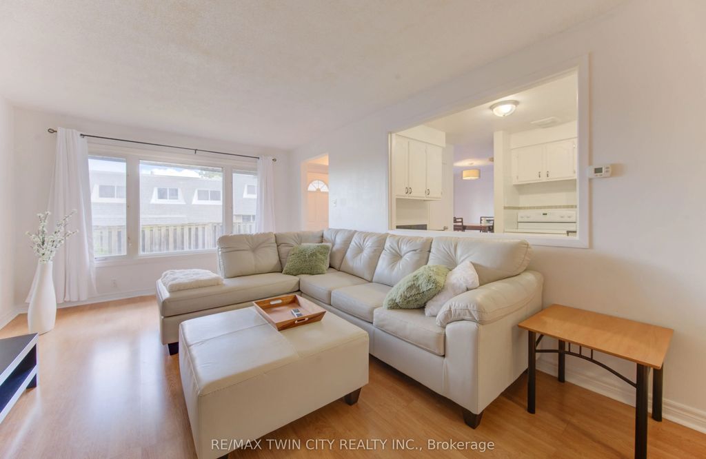 14 Williamsburg Road 47, Kitchener