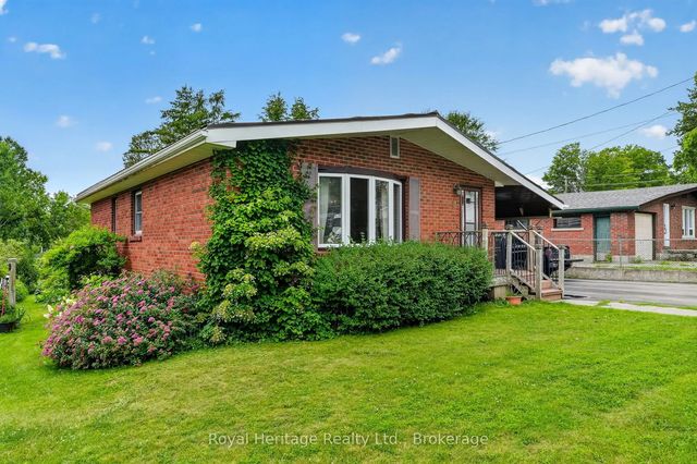 8 Simmons Street, Cramahe