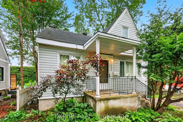 1220 Collins Avenue, Hunt Club - South Keys and Area