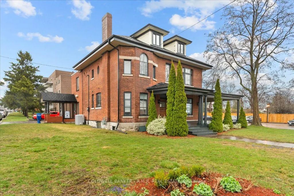 438 Division Street, Cobourg