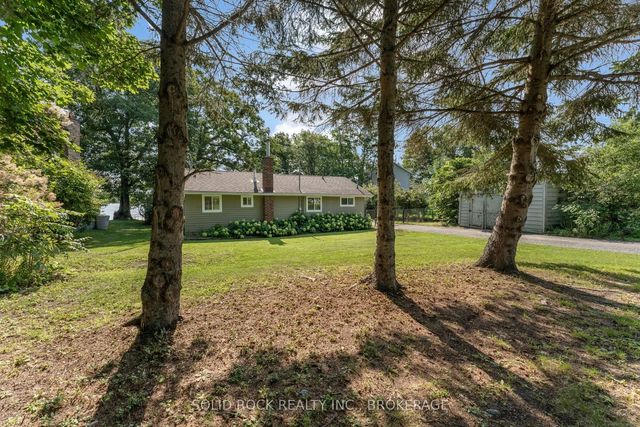 65 Blue Heron Lane, Frontenac Islands
