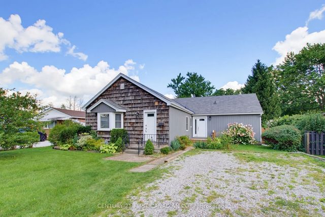 444 Forest Lawn Avenue, London East