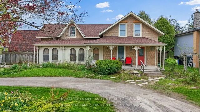 2215 David Fife Line, Otonabee-South Monaghan