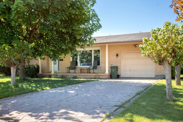 8 Croatia Court, St. Thomas
