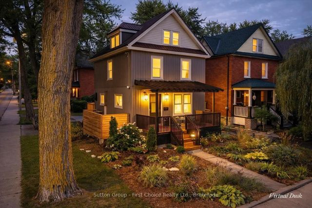 222 Brunswick Street, Stratford