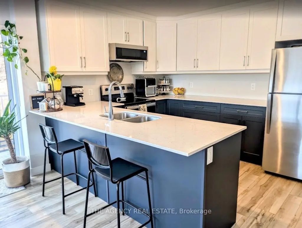 100 Promenade Circle 410, Central Elgin