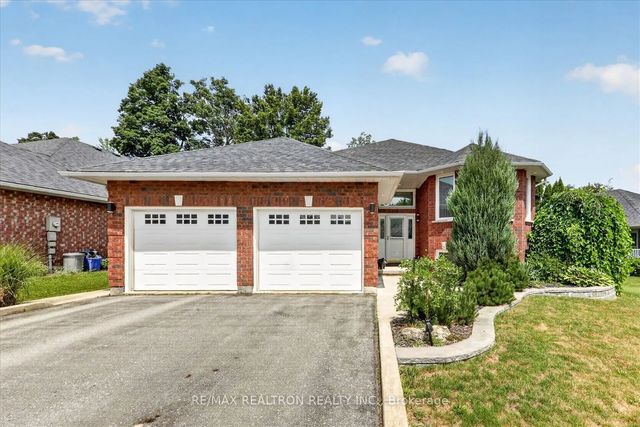 295 Woodward Avenue, Selwyn