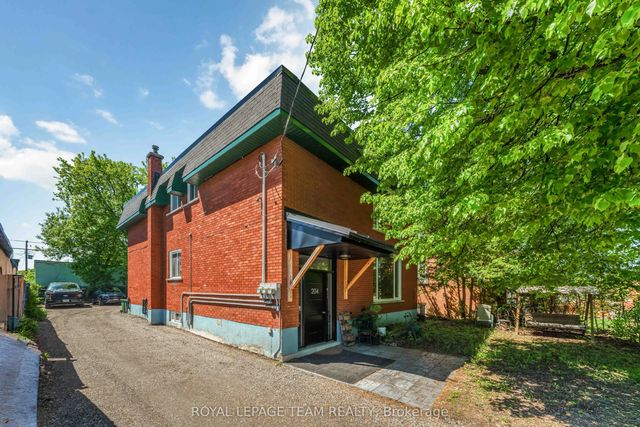 204 Donald Street 1, Overbrook - Castleheights and Area