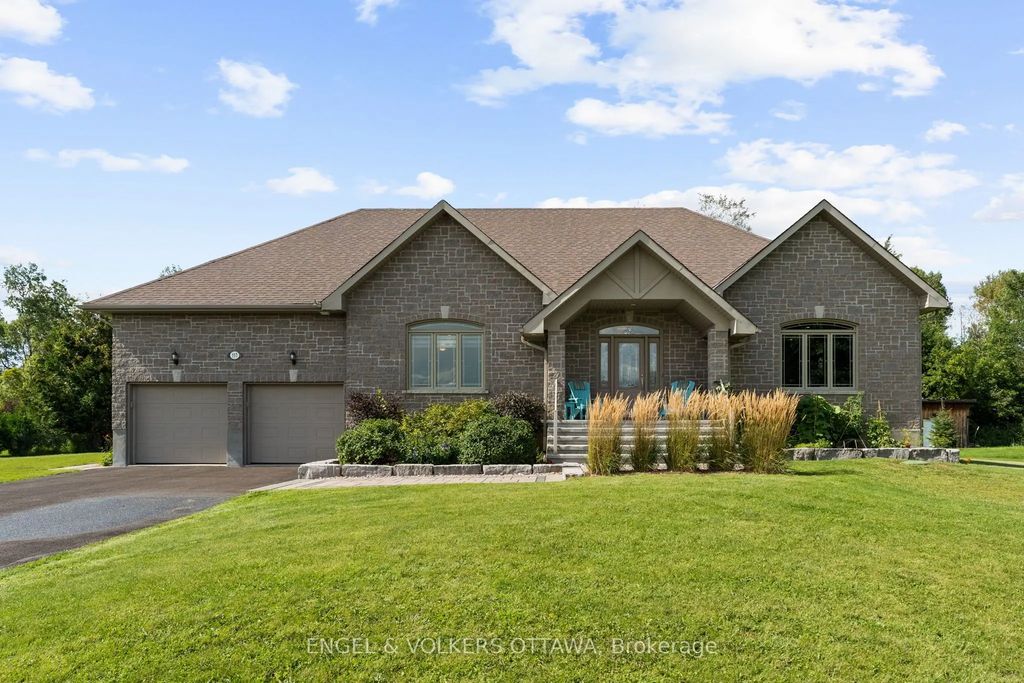 557 Tullamore Street, Blossom Park - Airport and Area