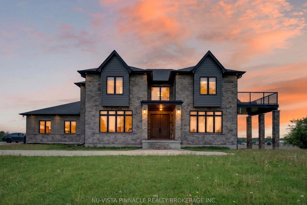 9507 Charlton Drive, Middlesex Centre
