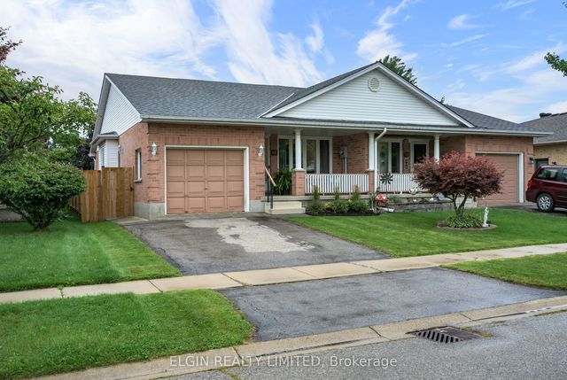 69 Carrie Crescent, St. Thomas