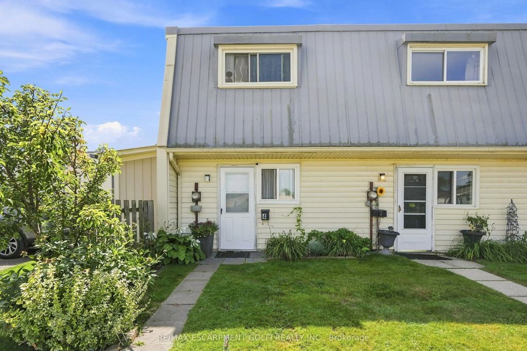8646 Willoughby Drive 4, Niagara Falls