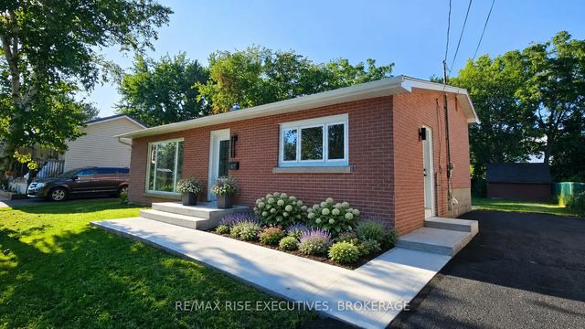 47 Henry Crescent, Loyalist