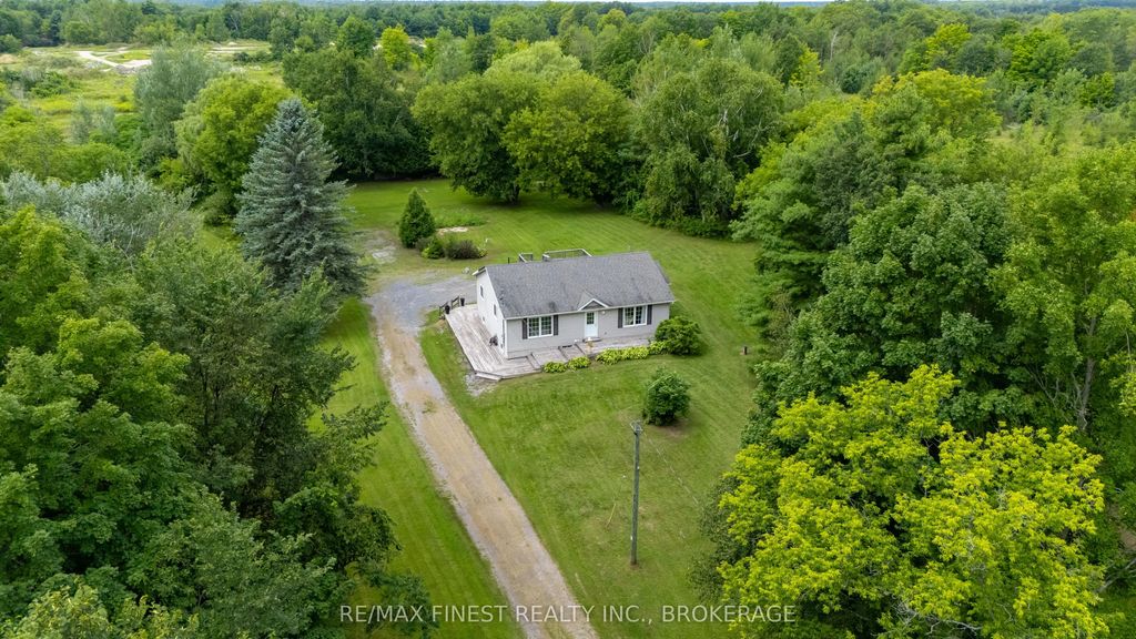 695 Westport Road, Frontenac