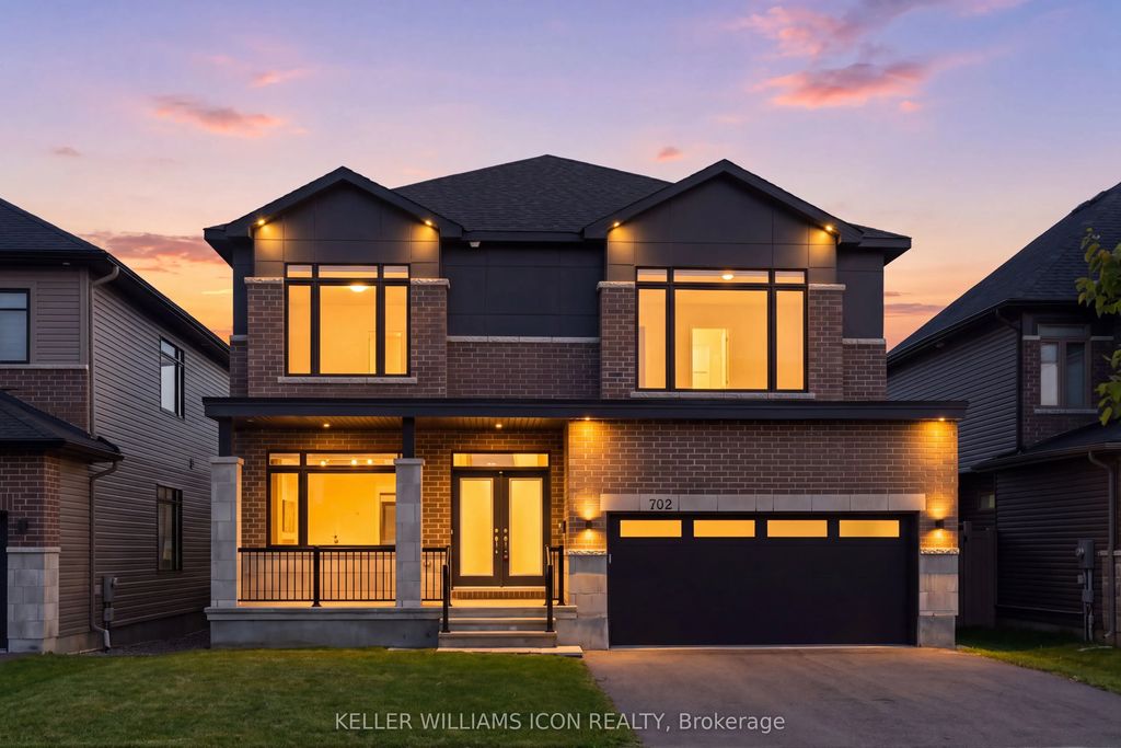 702 Rosales Ridge, Leitrim