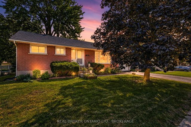 283 Camden Road, Greater Napanee