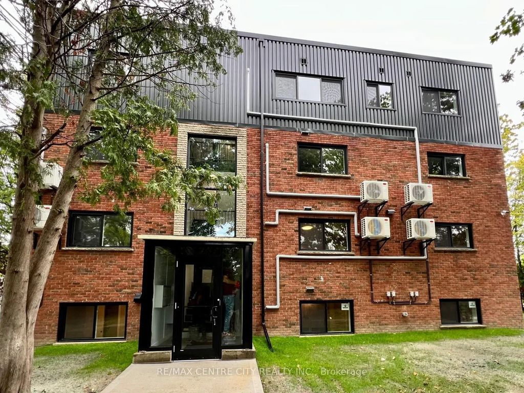 400 Scenic Drive N 4c, London South