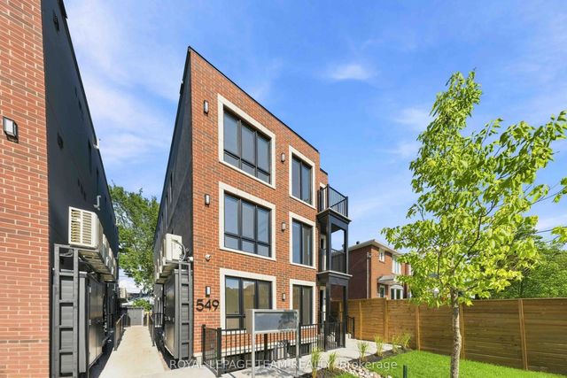 549 Melbourne Avenue 7, Carlingwood - Westboro and Area