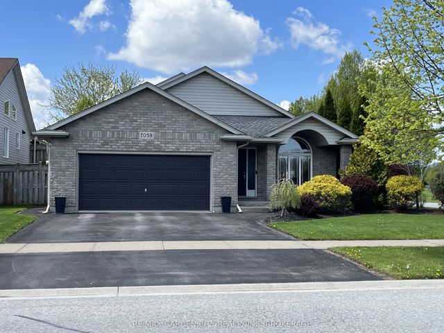 7059 Parkside Road, Niagara Falls