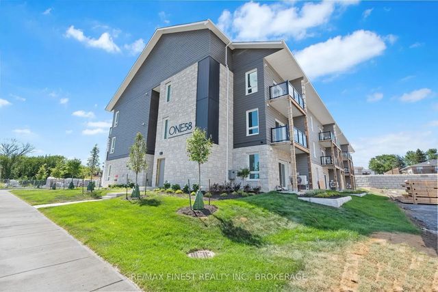 158 Heritage Park Drive 102, Greater Napanee