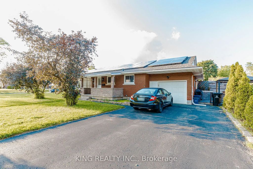 392 Greenfield Avenue Upper, Kitchener