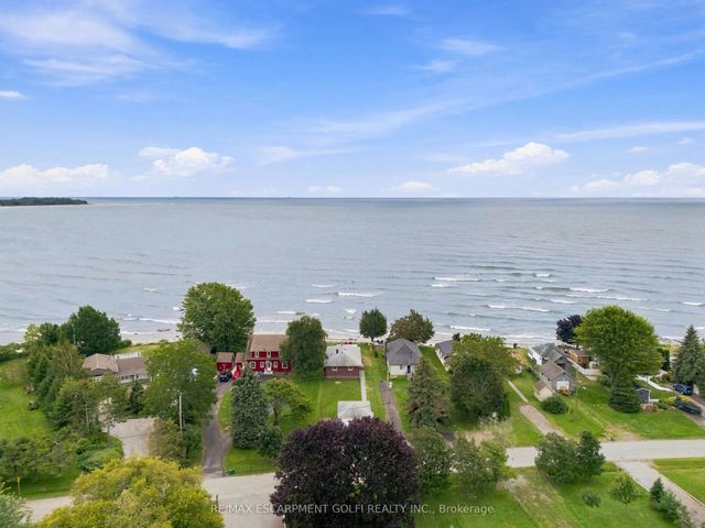 12041 Augustine Road, Wainfleet
