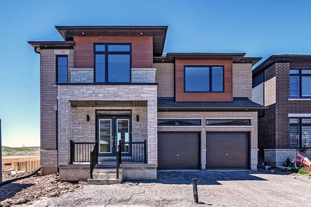 229 Midland Place, Welland