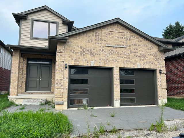 1600 Chickadee Trail, London South