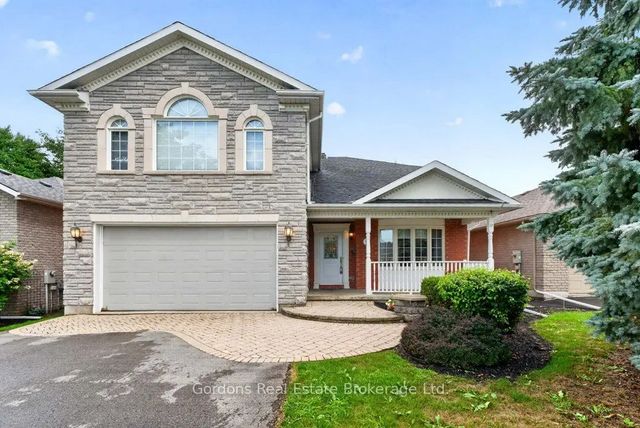7 Hazel Court, Belleville