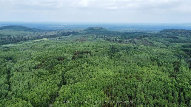 Thomas Road, Thunder Bay Remote Area