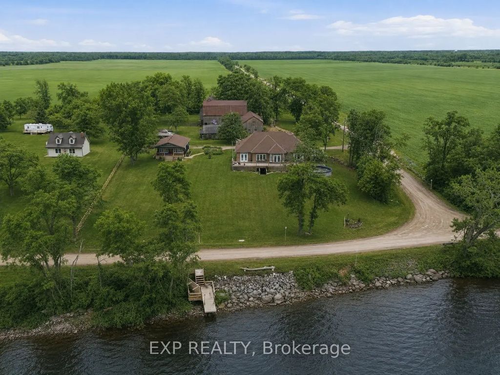 516 Allison Road, Prince Edward County