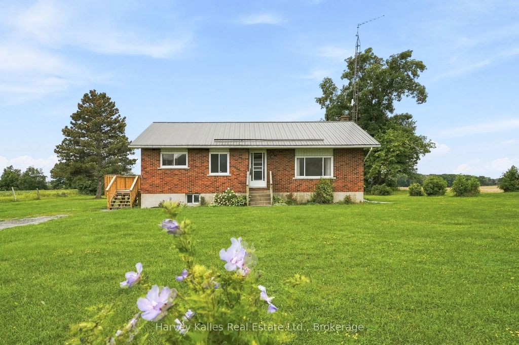 147 Caughey Road, Prince Edward County