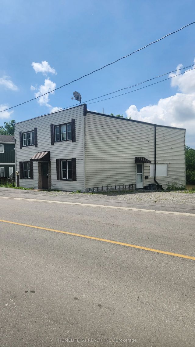 42 Riverside Drive, Welland
