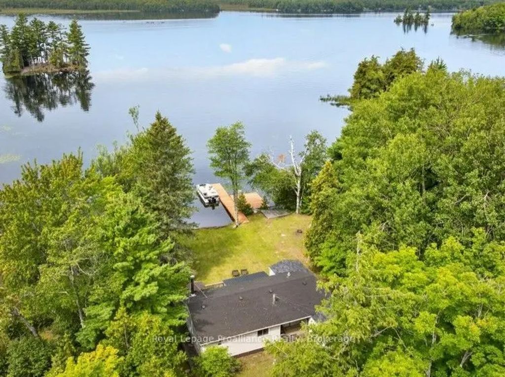 1693 Gull Lake Road, Frontenac