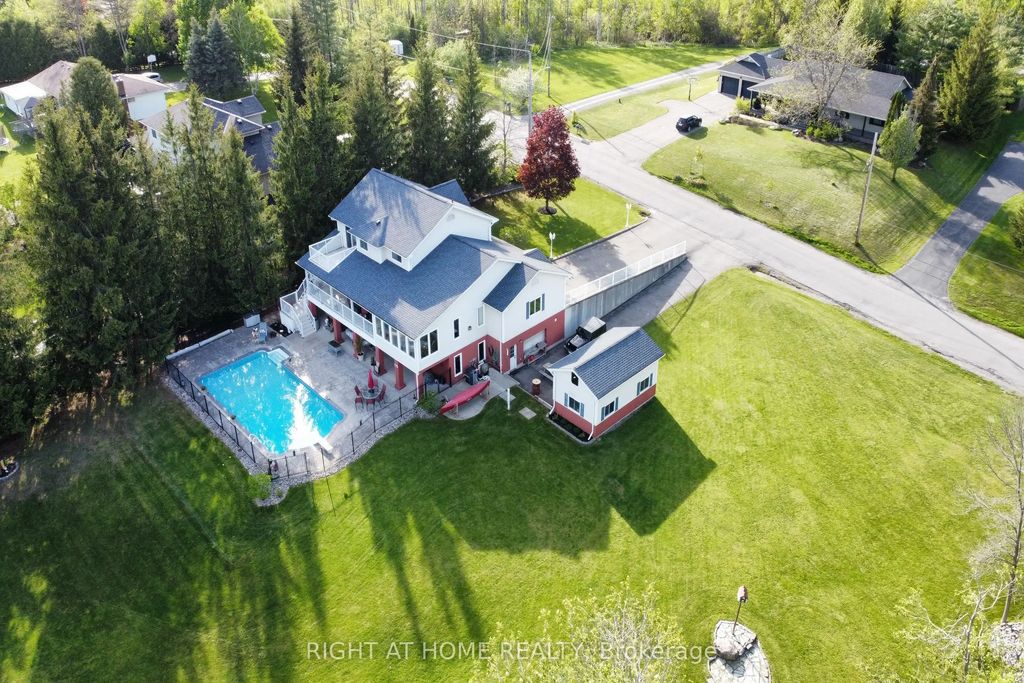599 Maniece Avenue, Peterborough