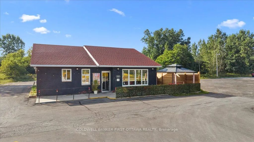 2820 County Rd 43 Road N, North Grenville