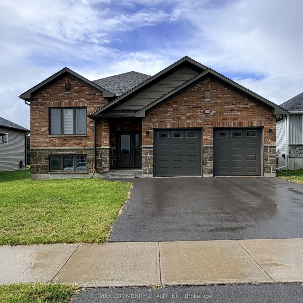 10 Redwood Drive, Belleville