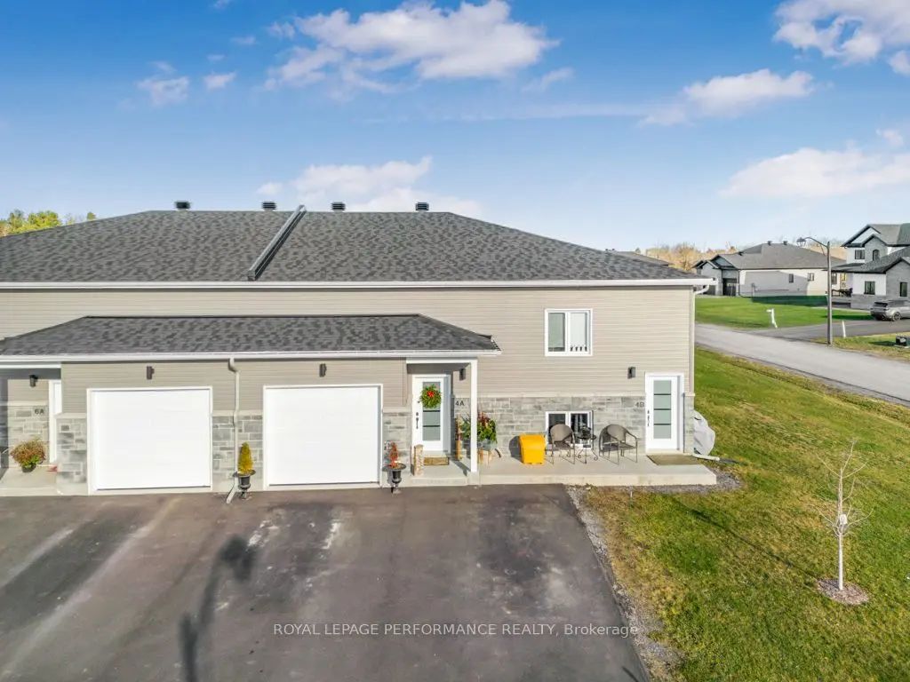 4 Maxime Court B, Clarence-Rockland
