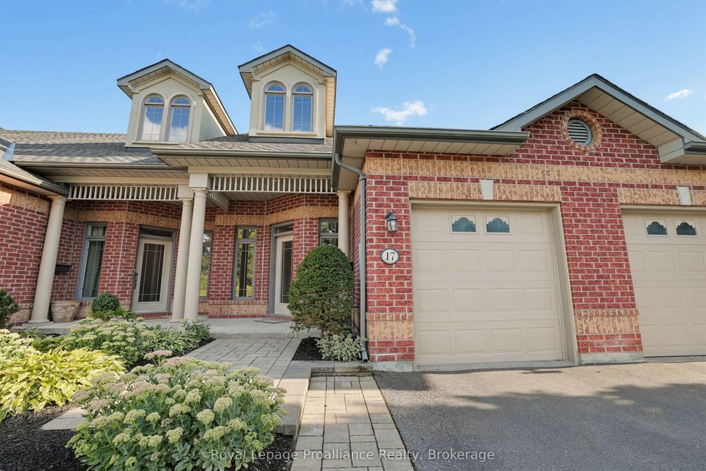 355 Dundas Street W 17, Belleville