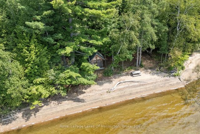 1046 Placid Lane, Algonquin Highlands
