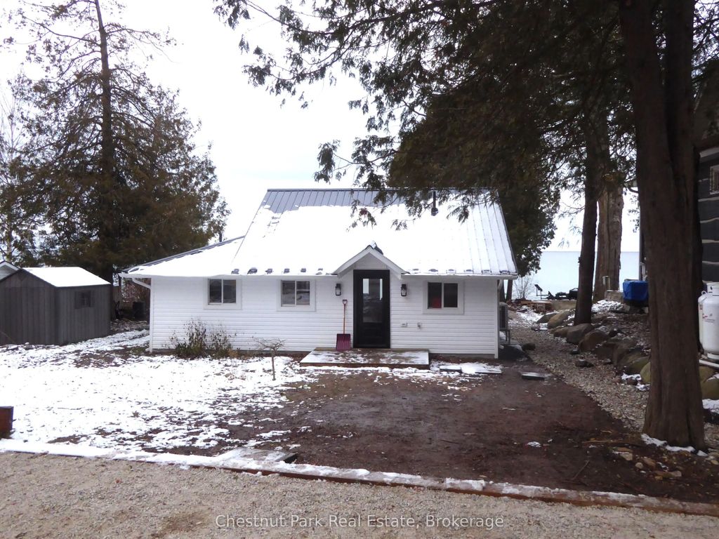 121 Kiowana Beach Road, Meaford