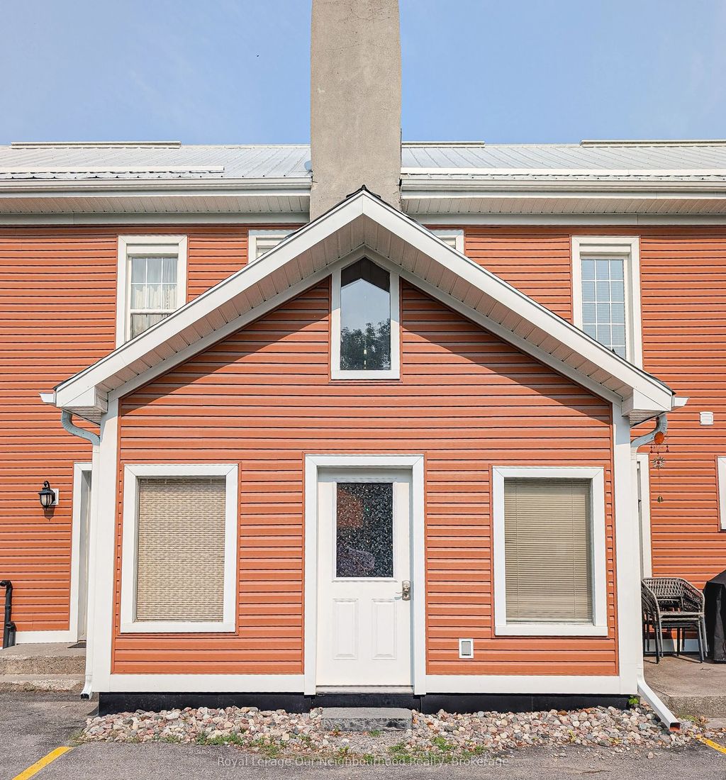 1 Lake Street D, Prince Edward County