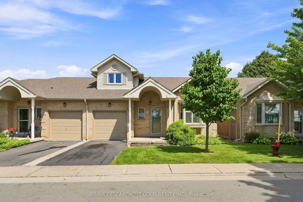 96 Greentrail Drive 43, Hamilton