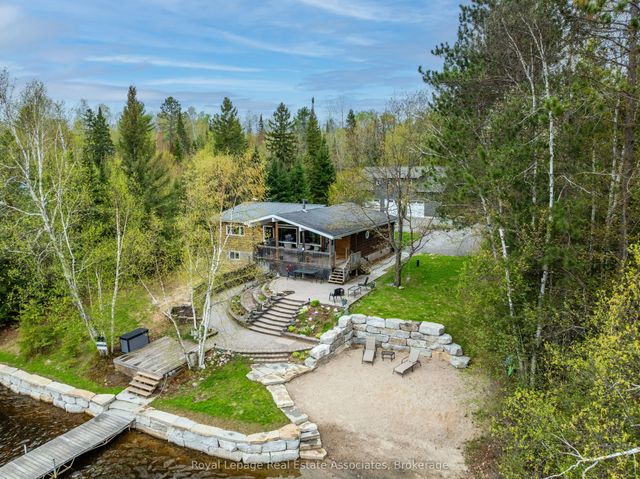 196 Circle Road, Hastings Highlands