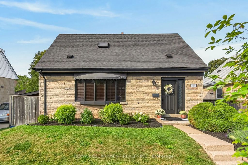 151 Hixon Road, Hamilton