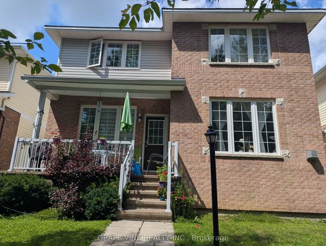 319 Parkin Circle, Blossom Park - Airport and Area