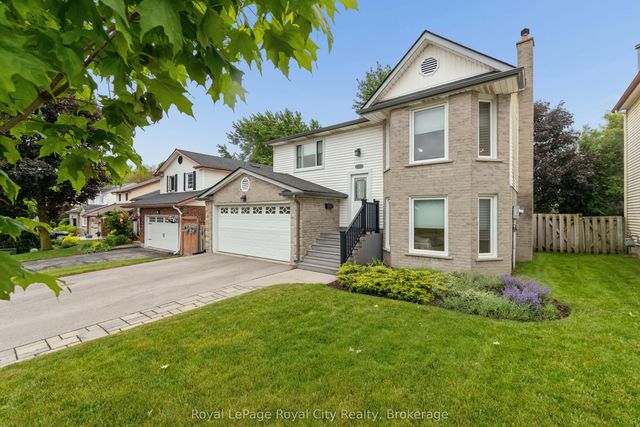 406 Ironwood Road, Guelph