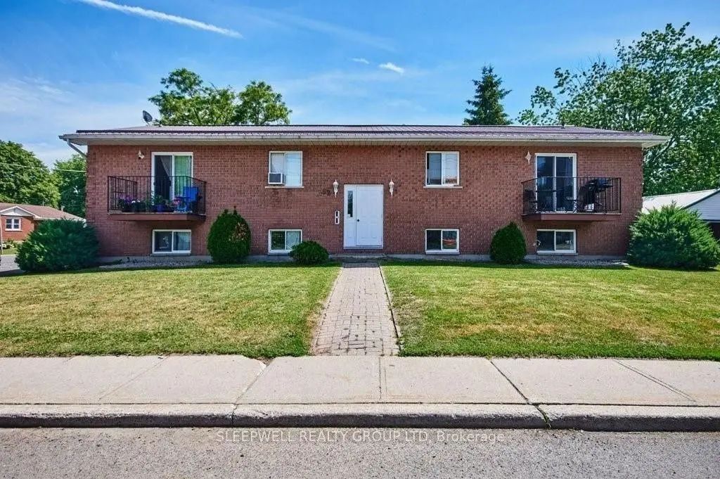 52 Mill Street 3, North Dundas